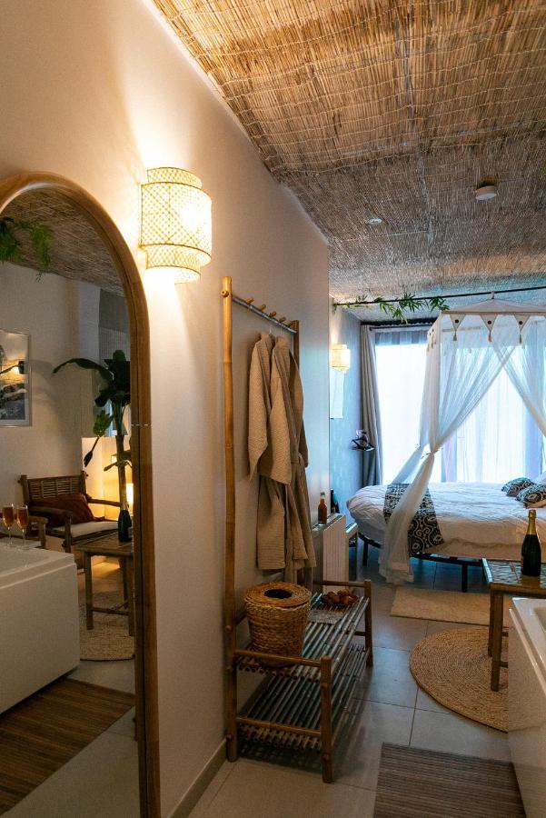 Bali Serenity Balneo Et Lit Rond Lagnieu Kültér fotó